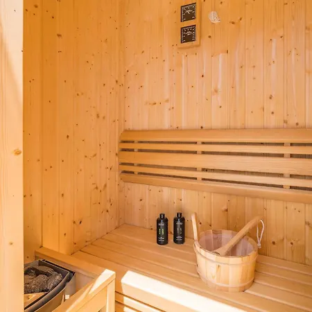 Luxurious In With Sauna * Čabrunići