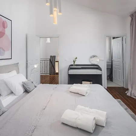 Ferienhaus Amazing In With Jacuzzi *